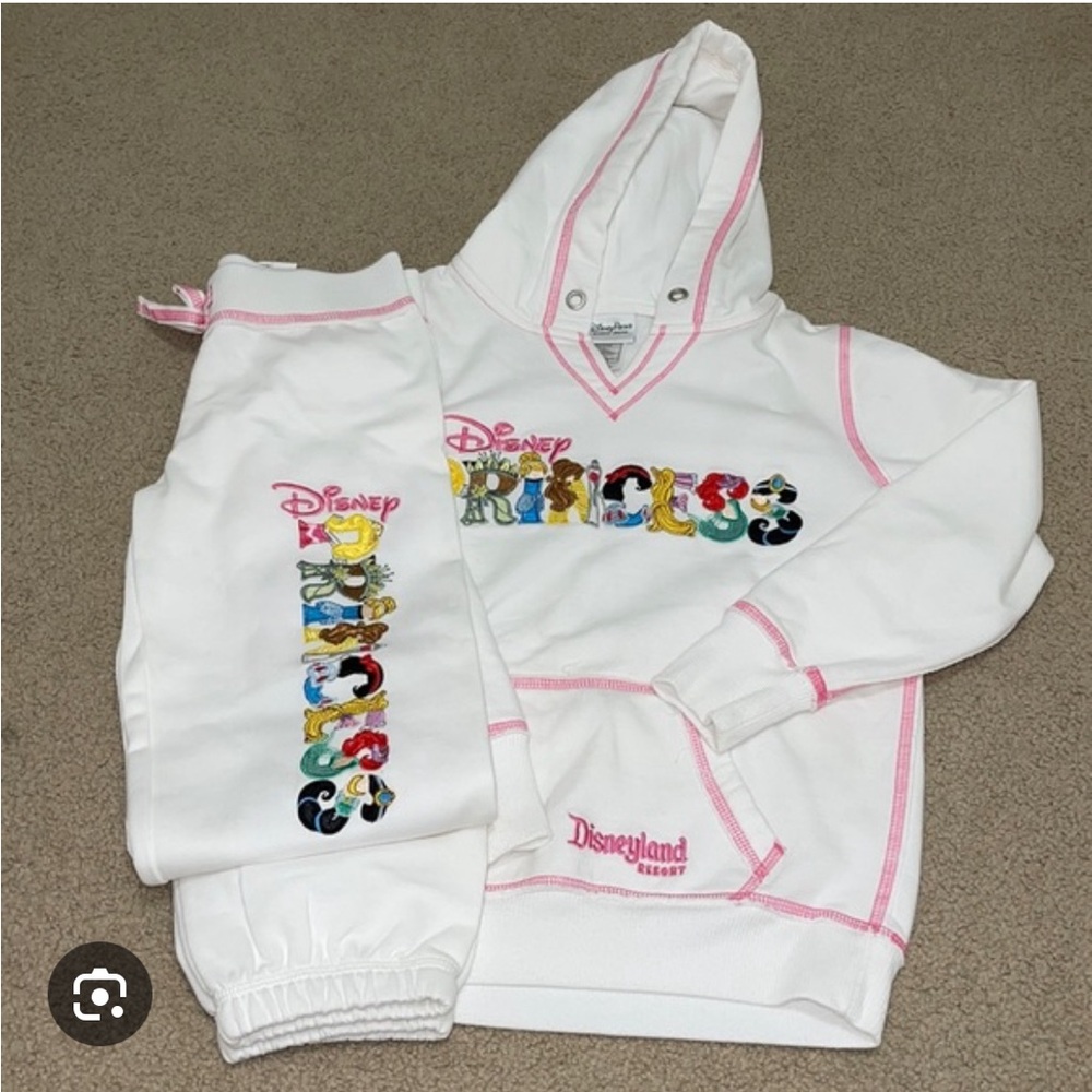 Kids girls DISNEY princess sweat SET..